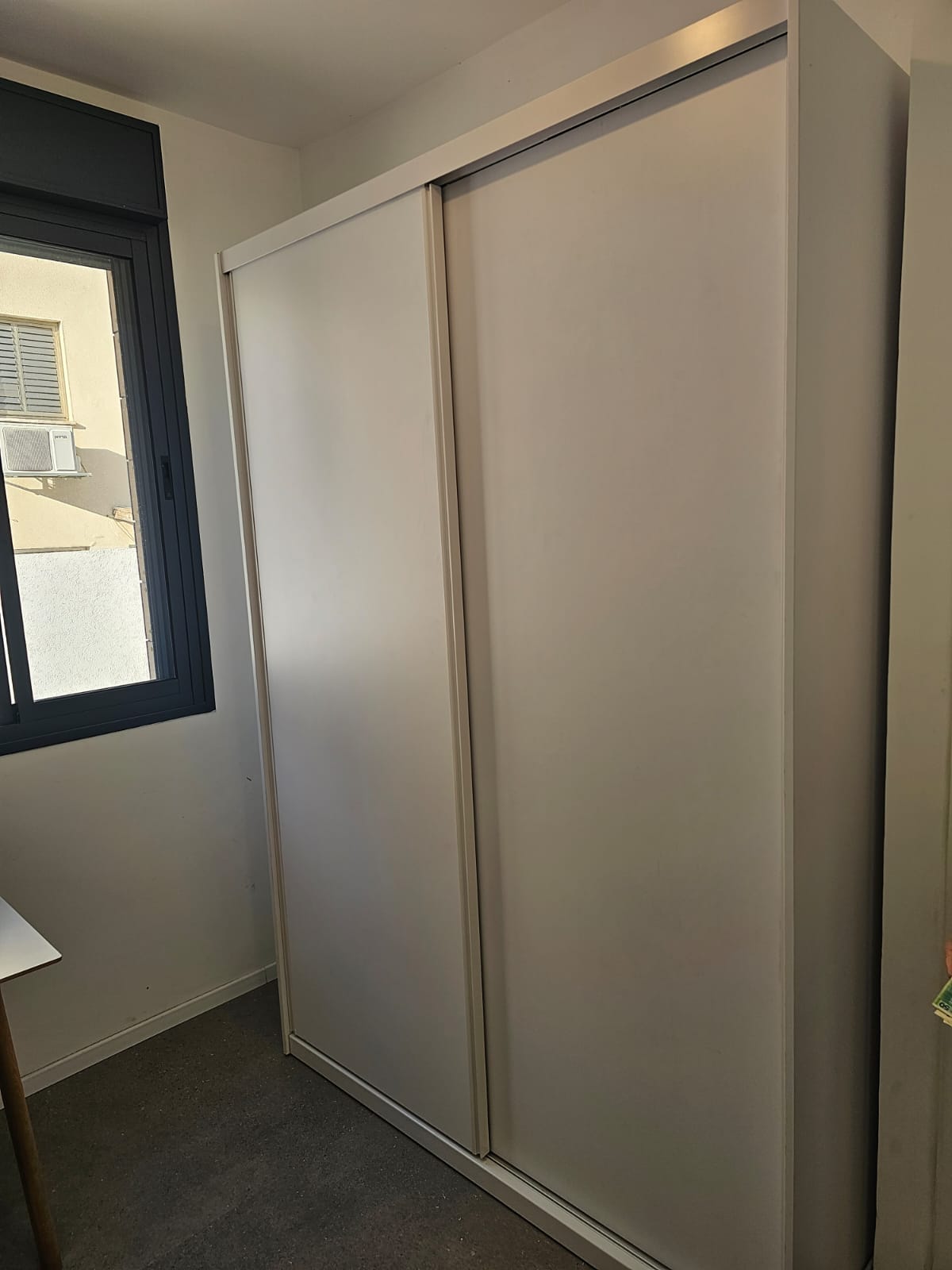 ארון הזזה 2 דלתות דגם White