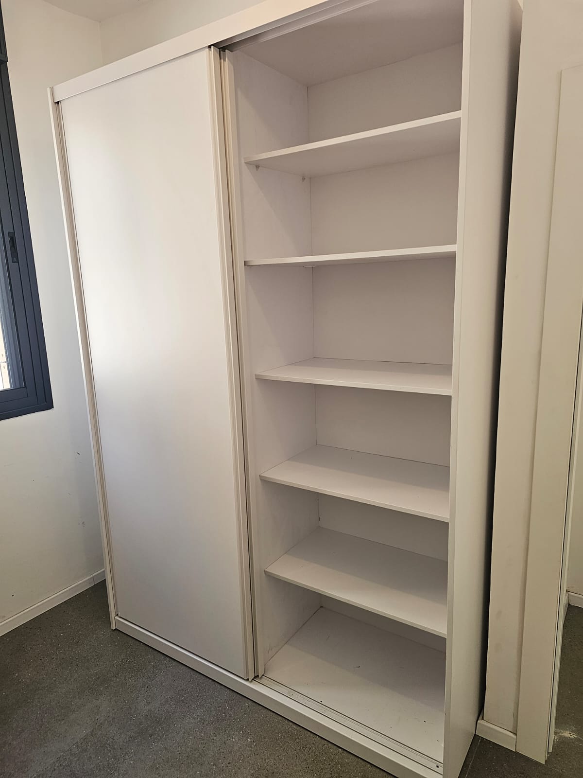 ארון הזזה 2 דלתות דגם White