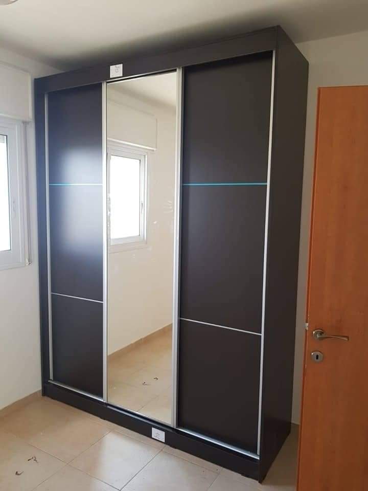 ארון בגדים הזזה 3 דלתות רוחב 180 דגם New York