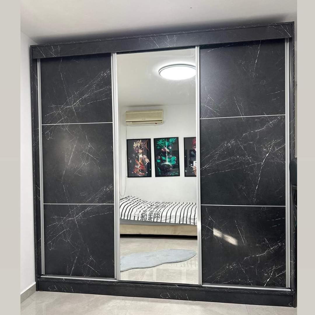 ארון בגדים הזזה 3 דלתות מבצע דגם London רוחב 240
