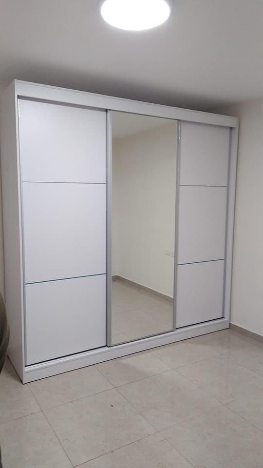 ארון בגדים הזזה 3 דלתות מבצע דגם London רוחב 240